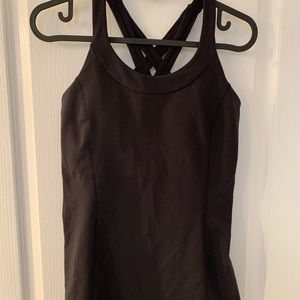 Lululemon tank top size 6
